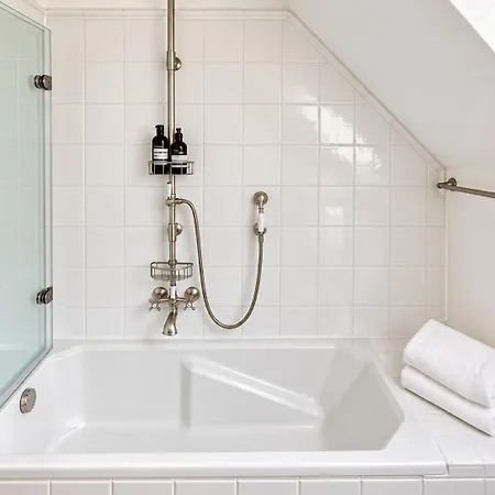 Apartment Am Schloss Auerbach Nahe Weinbergen *